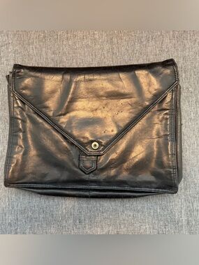 Authentic Bottega Veneta Black Leather Portfolio Clutch Made in Italy
